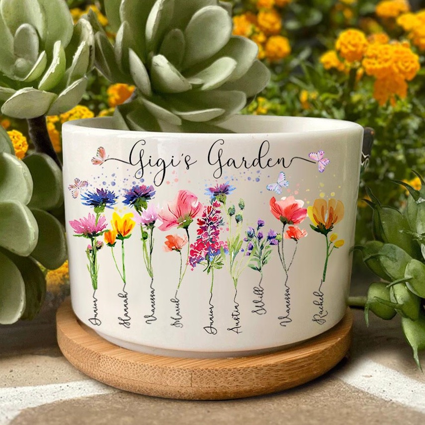 Personalized Gigi's Garden Birth Month Flower Pot With Grandchildren's Name For Mother's Day Gift