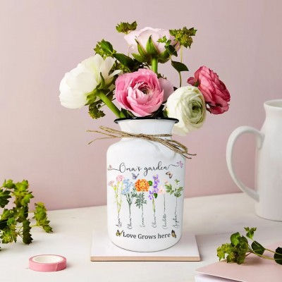 Custom Mom's Garden Vase With Grandkids Name and Birth Flower For Mother's Day