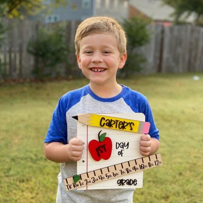 Personalized First/100th/Last Day of School Sign Photo Prop Back to School Gifts For Kids